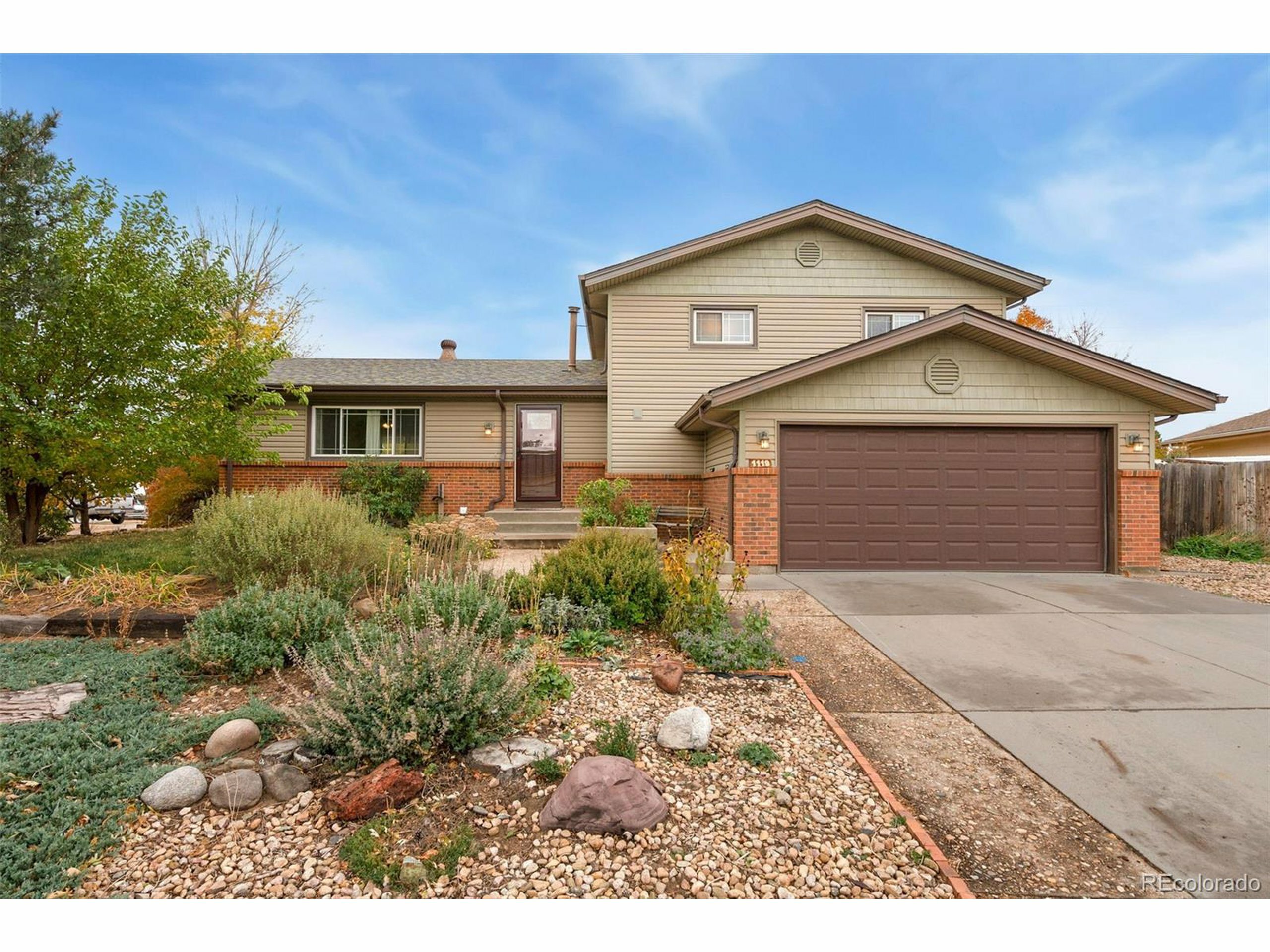 Property Photo:  1119 Cottonwood Dr  CO 80550 