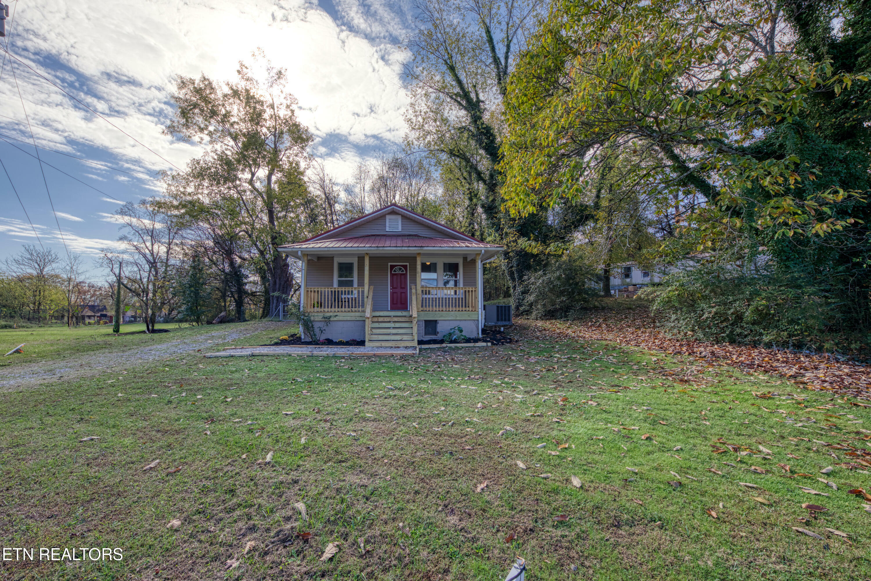 Property Photo:  506 Kingston Ave  TN 37854 