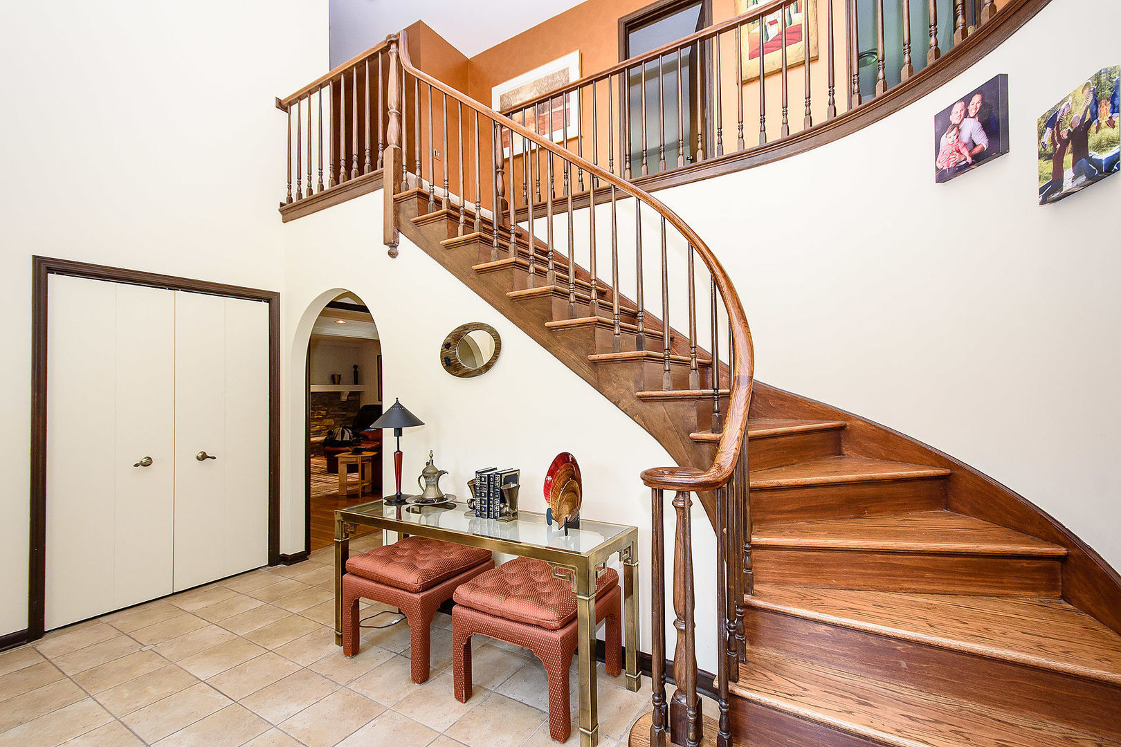 Property Photo: 1385 Montgomery Drive IL 60015