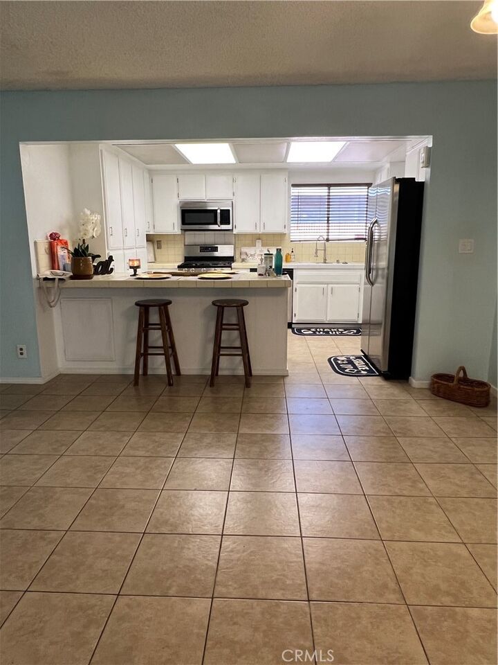 Property Photo:  139 E 212th Street  CA 90745 