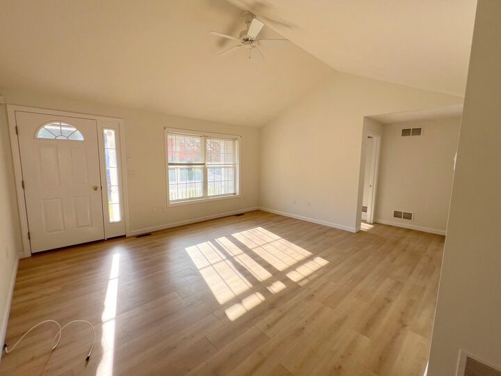 Property Photo: 3 Katherine Court NH 03051