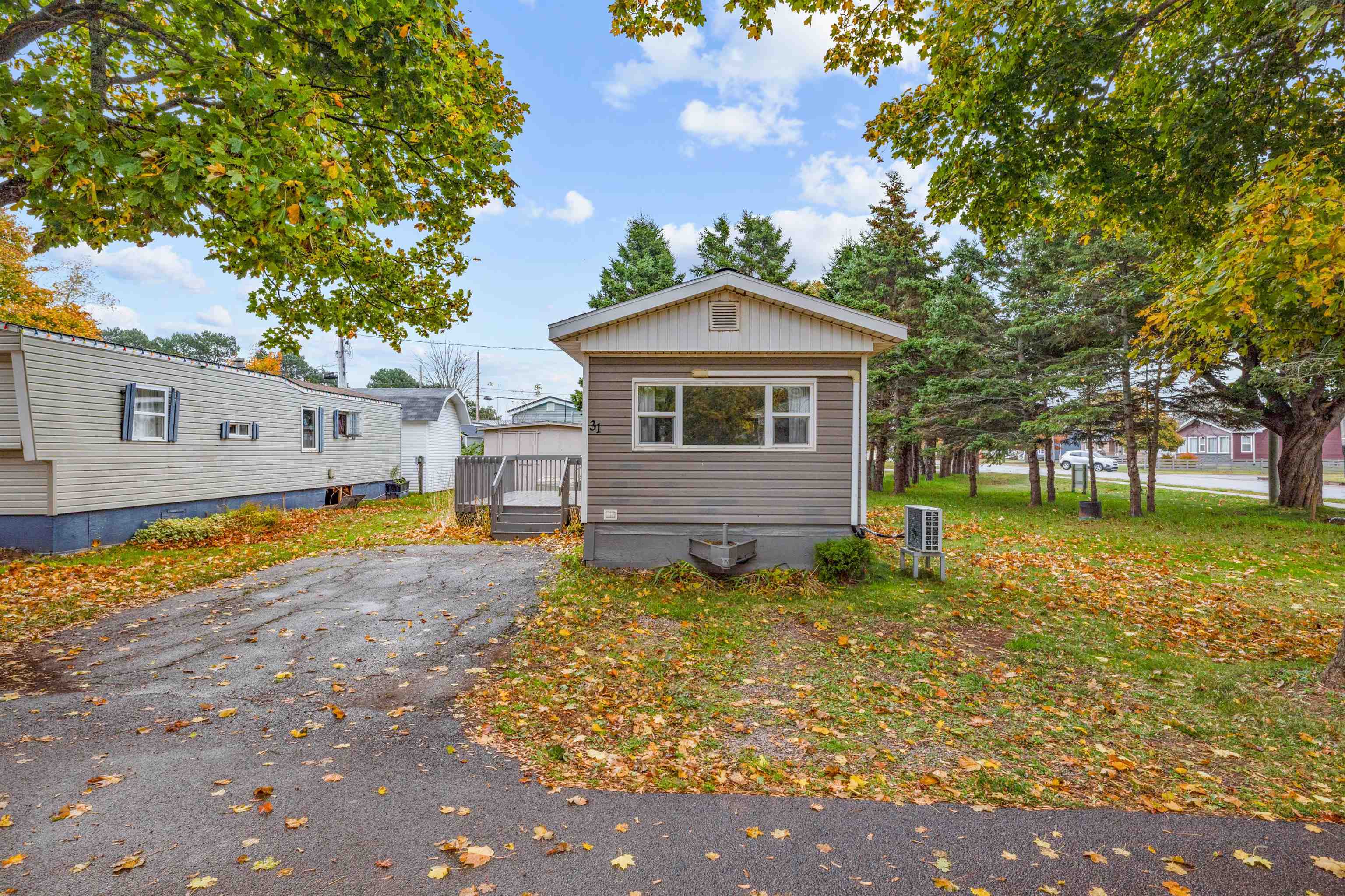 Property Photo:  31 Linkletter Estates  PE C1N 4B2 