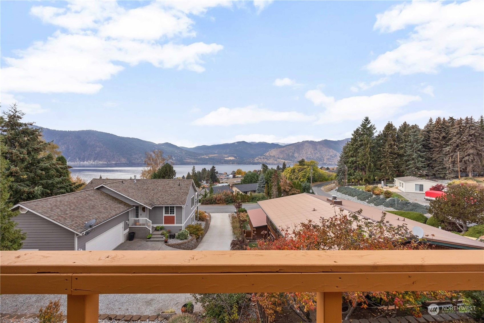 Property Photo:  121  Olive Avenue  WA 98831 