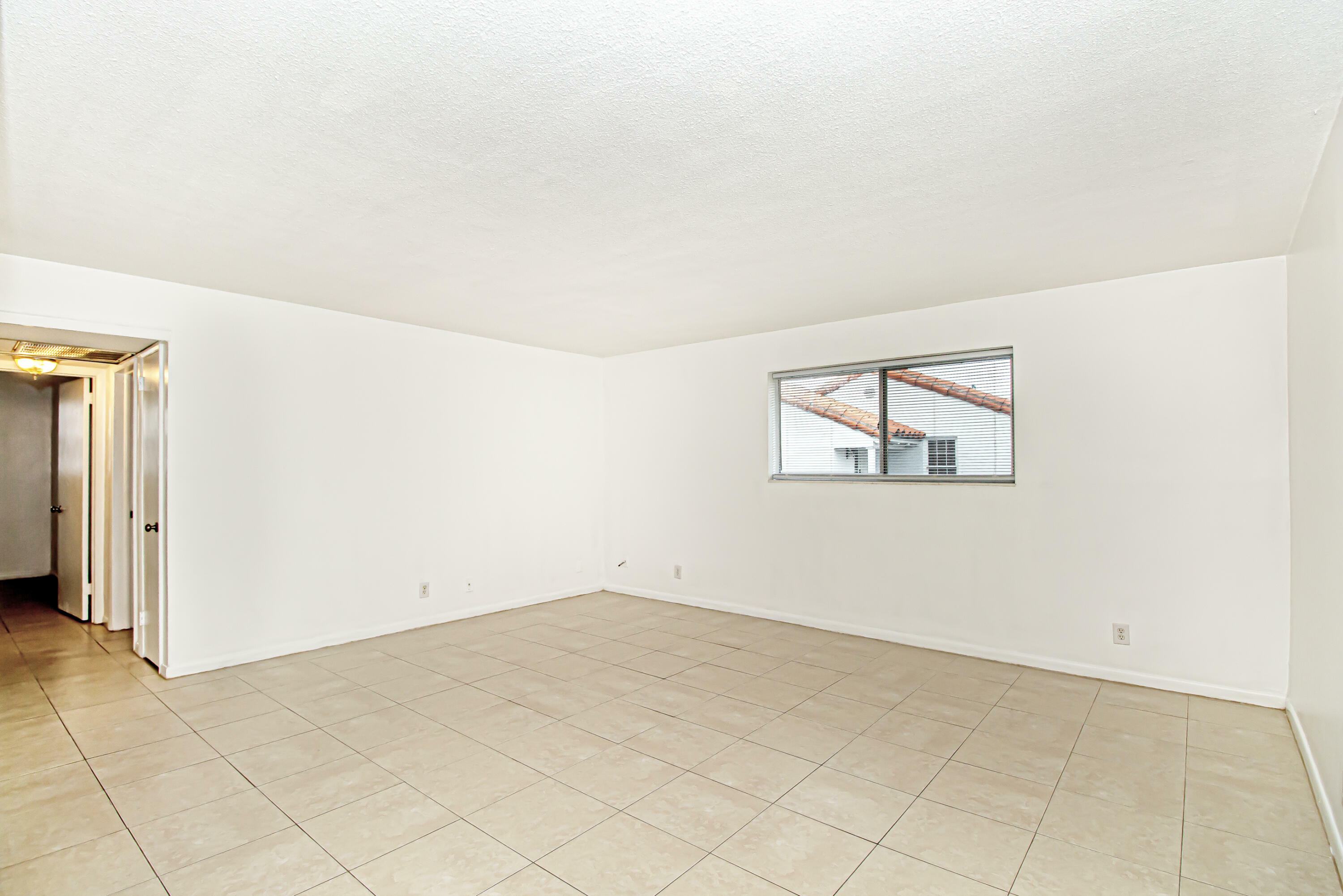 Property Photo:  402 Lake Shore Drive 205  FL 33403 