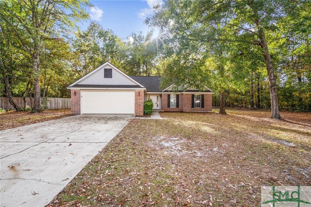 Property Photo:  100 Sandy Wood Drive  GA 31326 