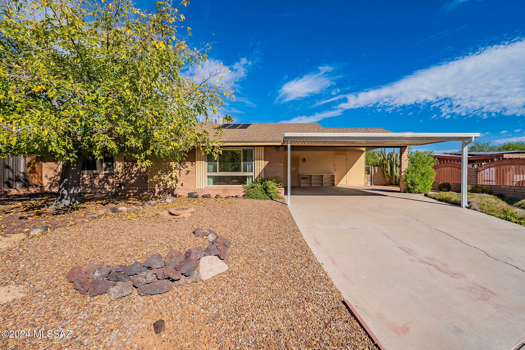 Property Photo:  8421 E Sarnoff Place  AZ 85715 