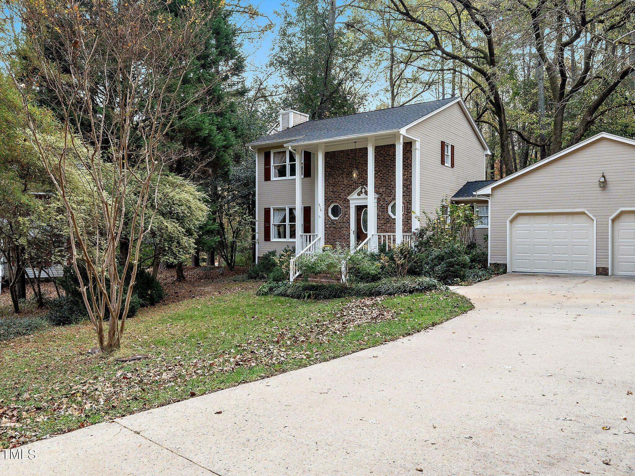 Property Photo:  918 Nuthatch Court  NC 27587 