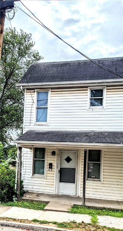 Property Photo:  752 Ewing  PA 15301 