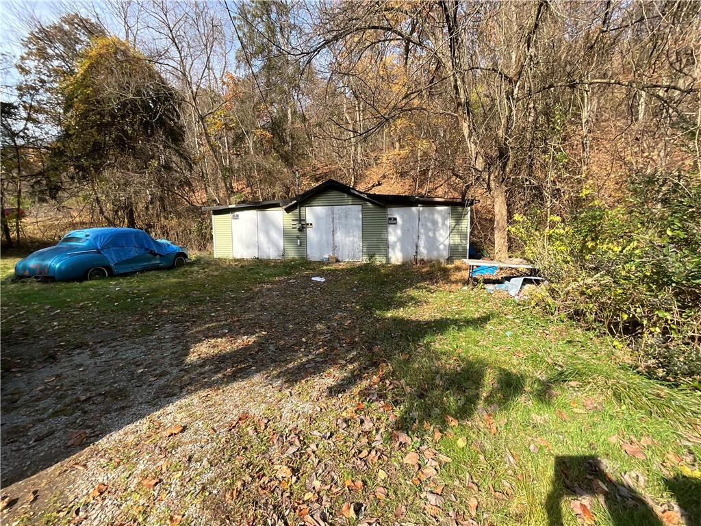 Property Photo:  4613 Verona Rd  PA 15147 