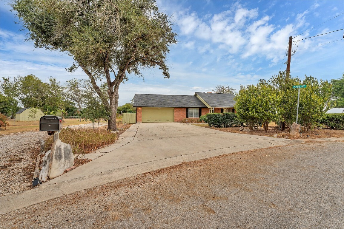 Property Photo:  176 Ann Street  TX 78130 