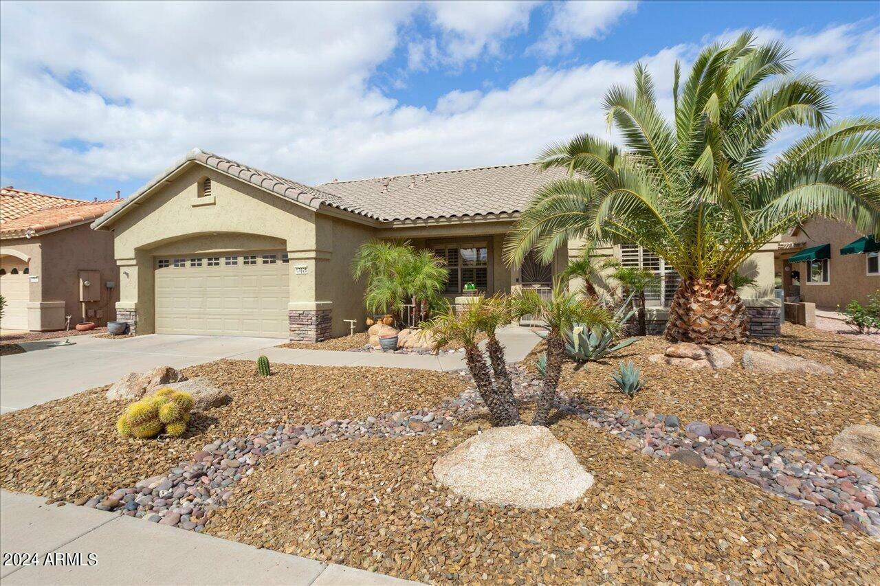 Property Photo:  17826 N Encanto Drive  AZ 85374 