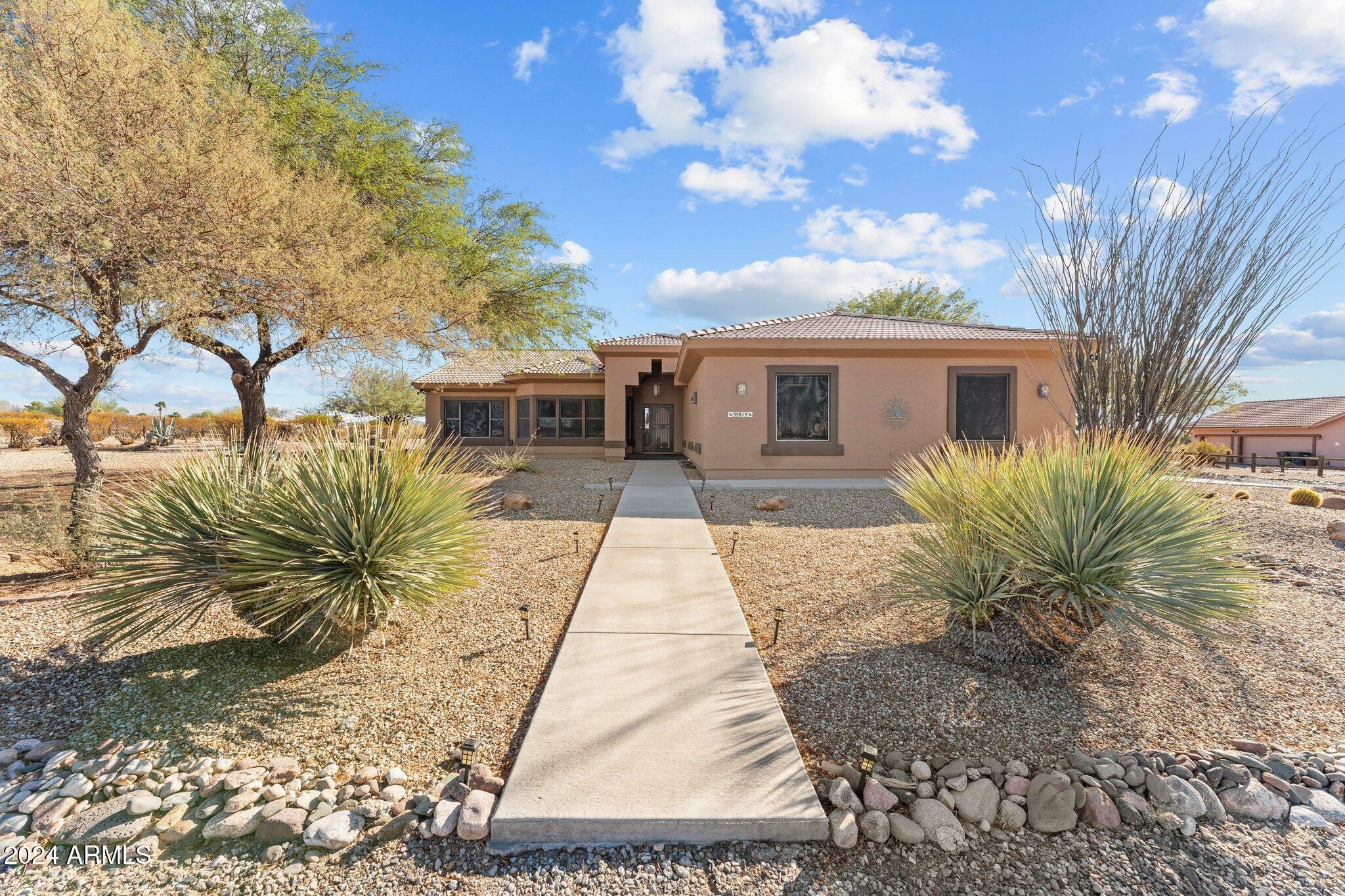 35815 S Joshua Place  Wickenburg AZ 85390 photo