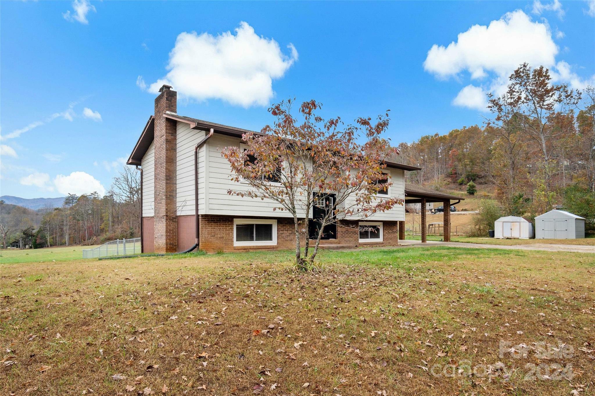 Property Photo:  2282 Silvers Welch Road  NC 28762 