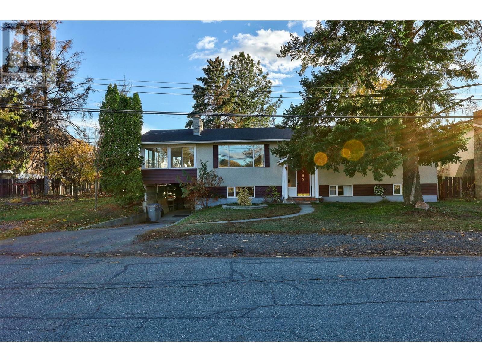 705 Soldier Road  Kamloops BC V2B 6H5 photo