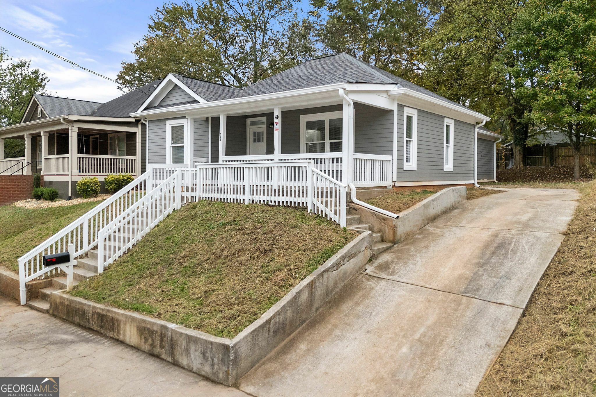 Property Photo:  652 Hugh Street SW  GA 30310 