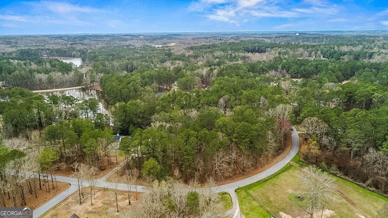 Property Photo:  745 N Lake Circle  GA 30054 