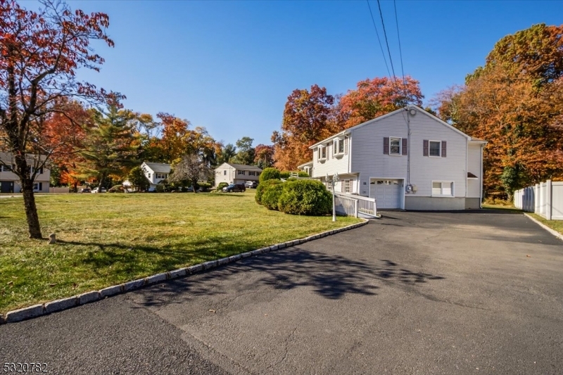 Property Photo:  11 Hastings Rd  NJ 07950 