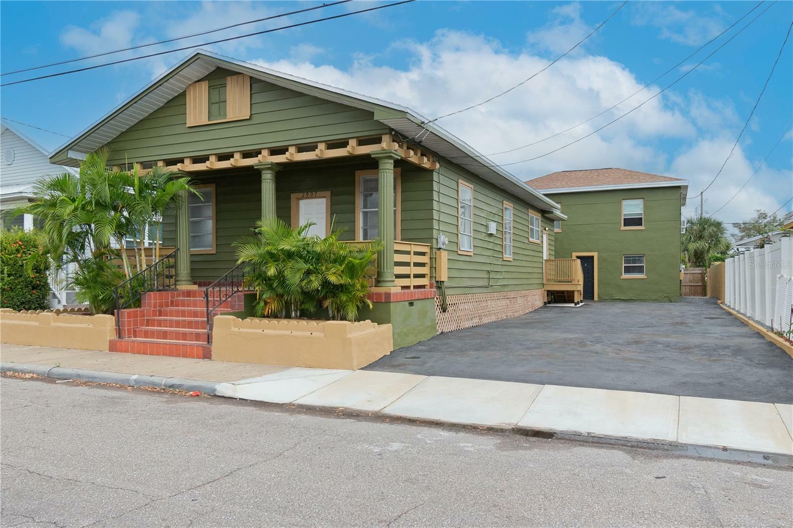 Property Photo:  2907 N 15th Street D  FL 33605 