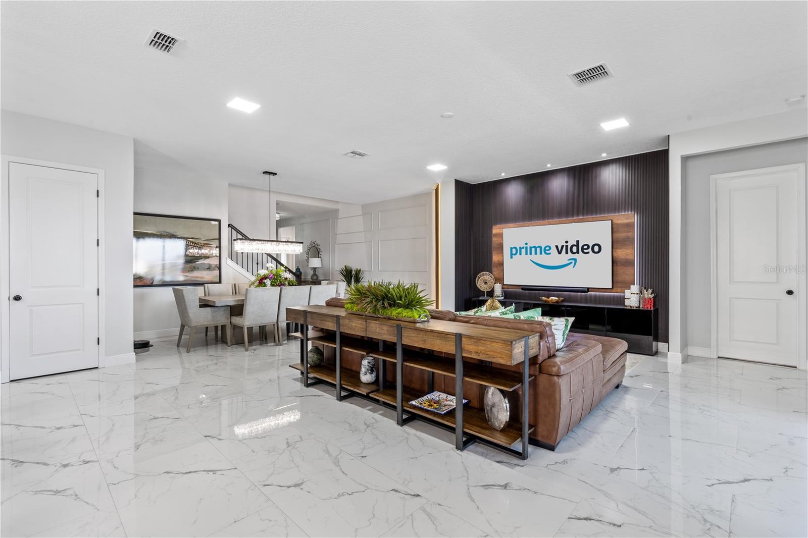Property Photo: 18357 Mowry Court FL 32827