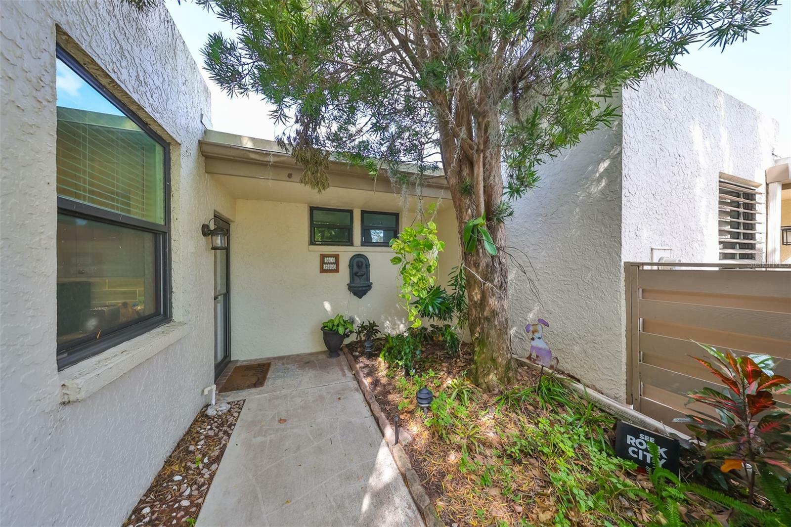 Property Photo:  221 Sherwood Drive 221  FL 34210 