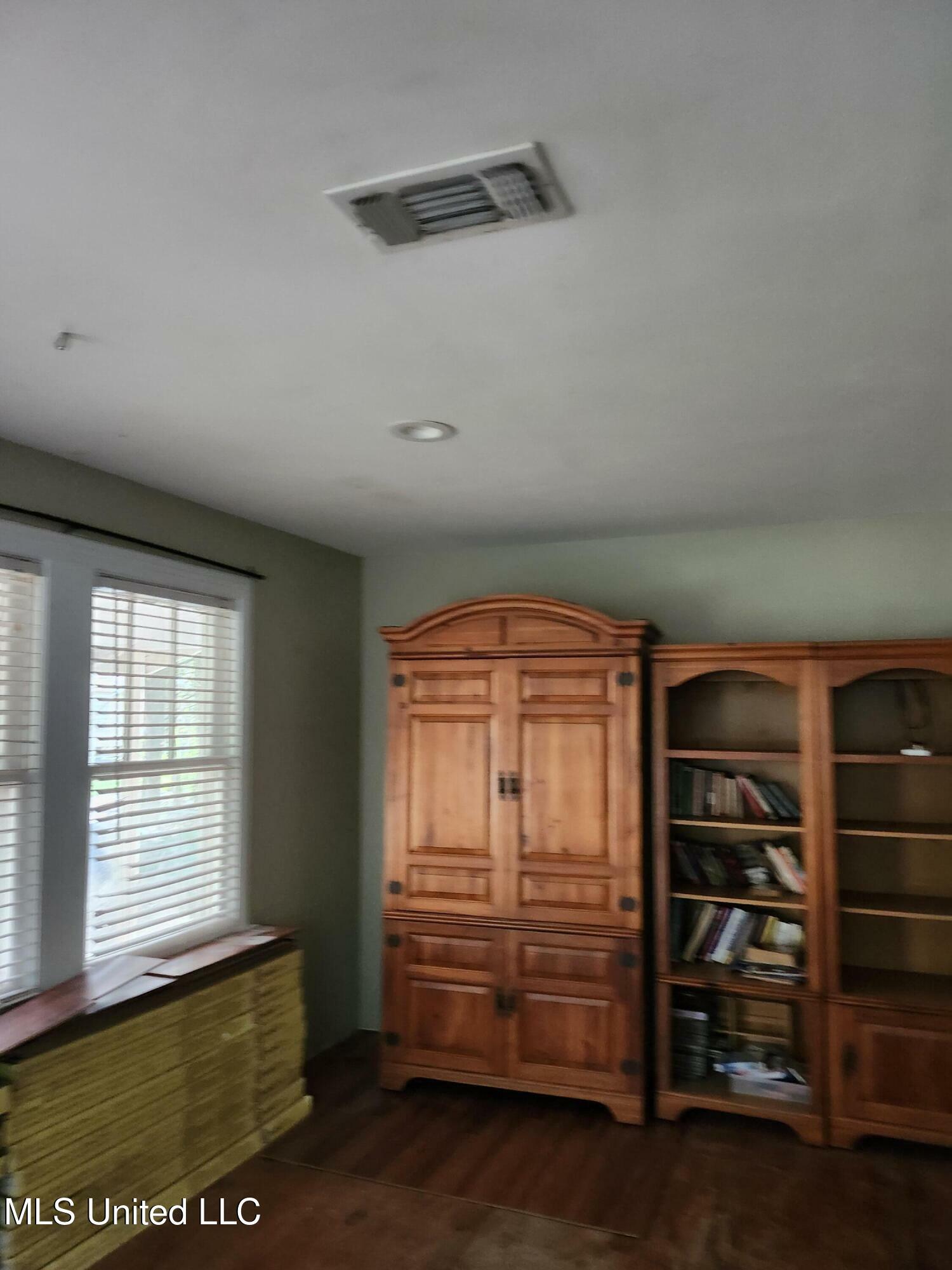 Property Photo:  3915 Orchard Road  MS 39581 