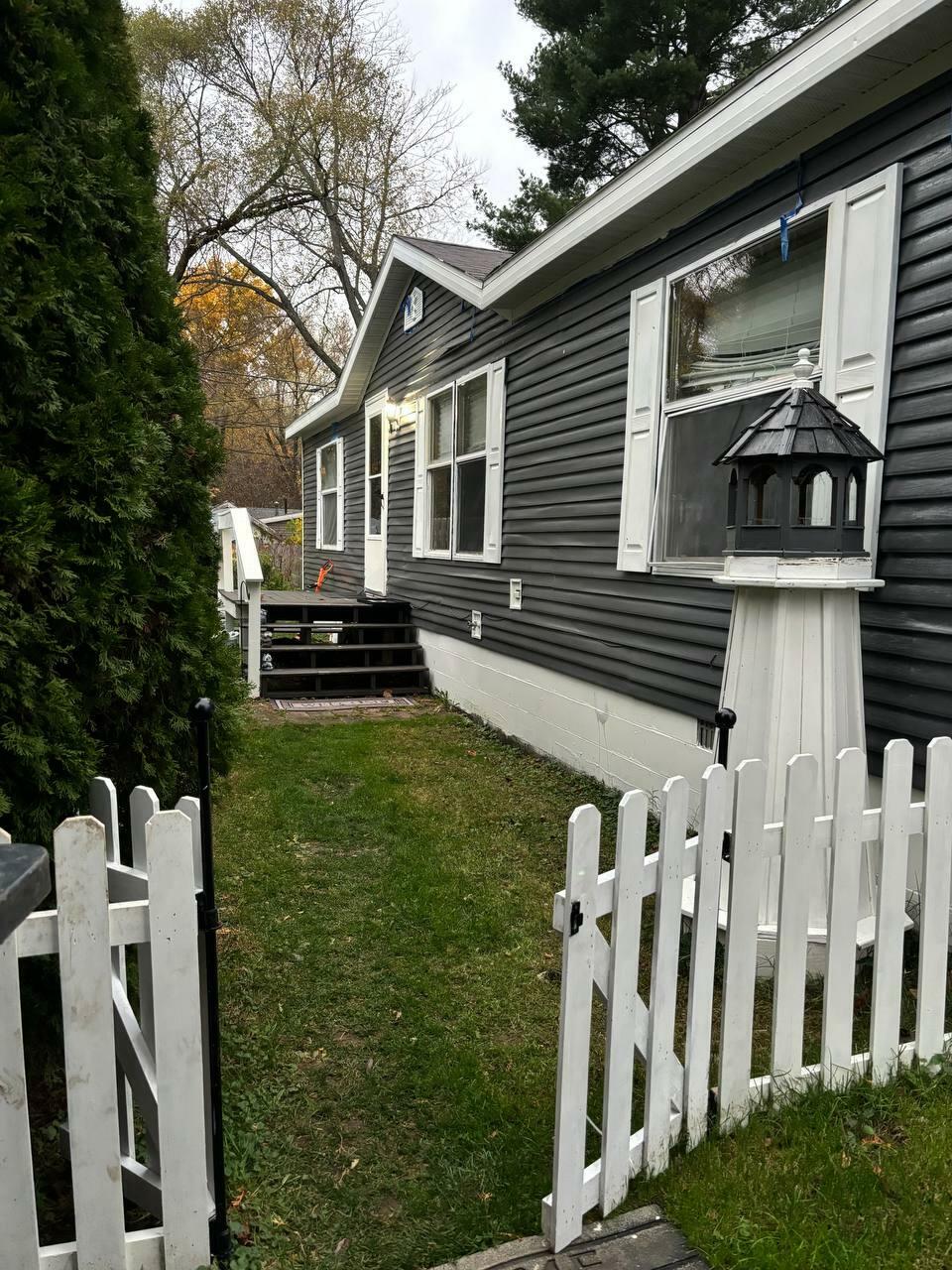 Property Photo:  421 Fulton Street  MI 49107 