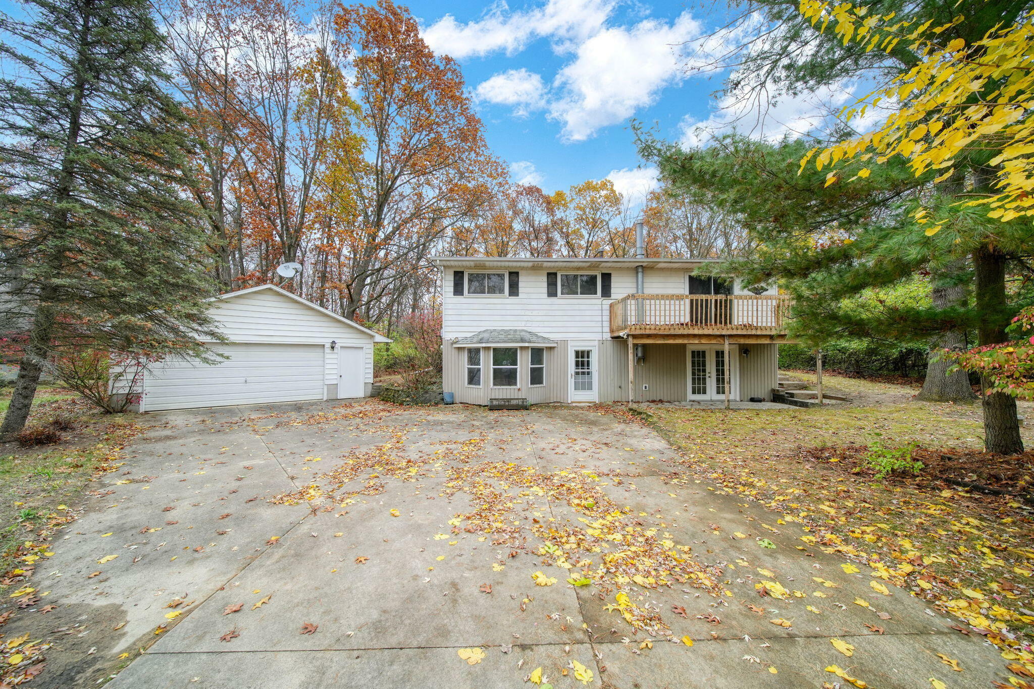 Property Photo:  121 Ambler Drive  MI 49230 