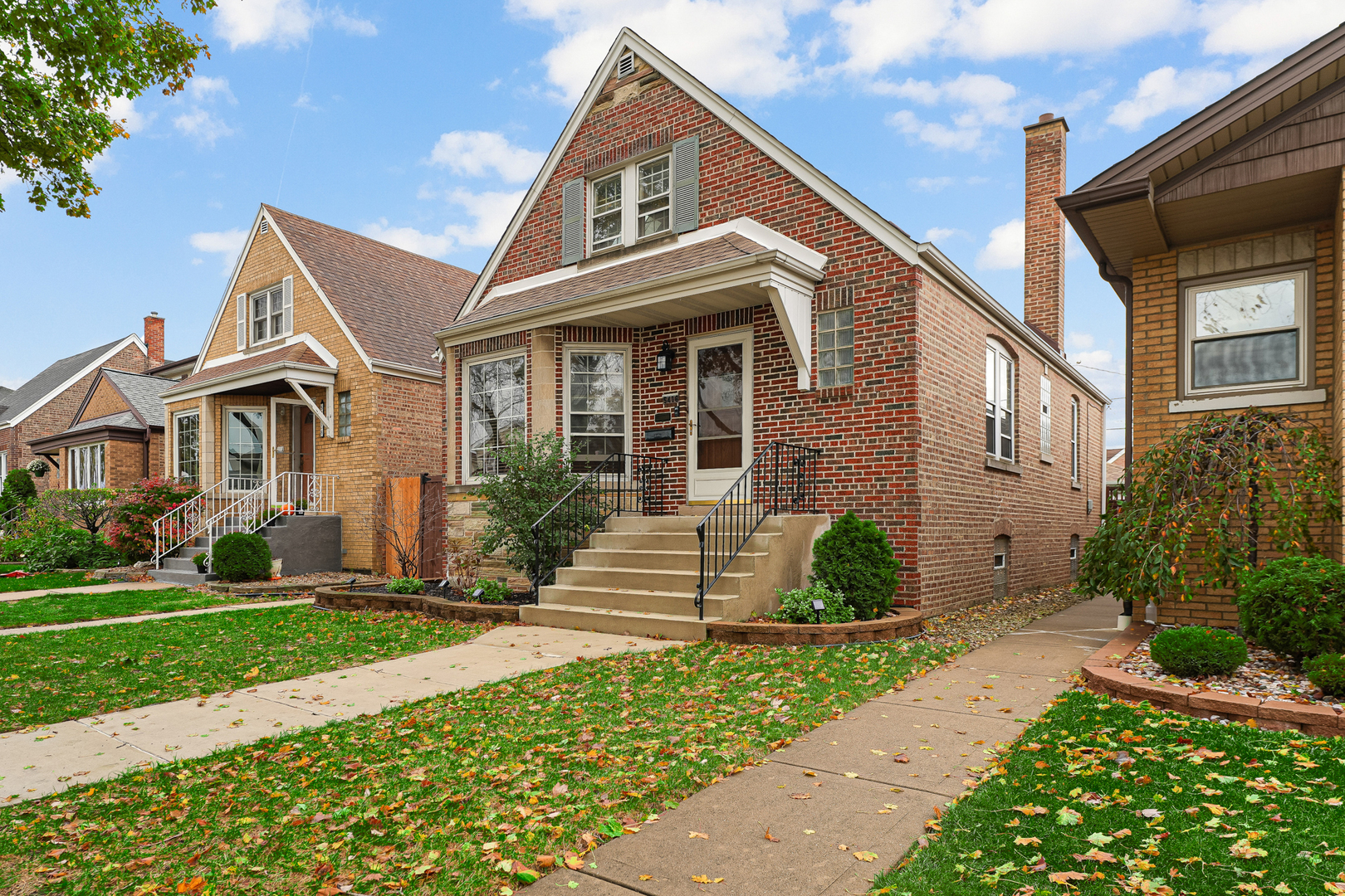 5416 S Rutherford Avenue  Chicago IL 60638 photo