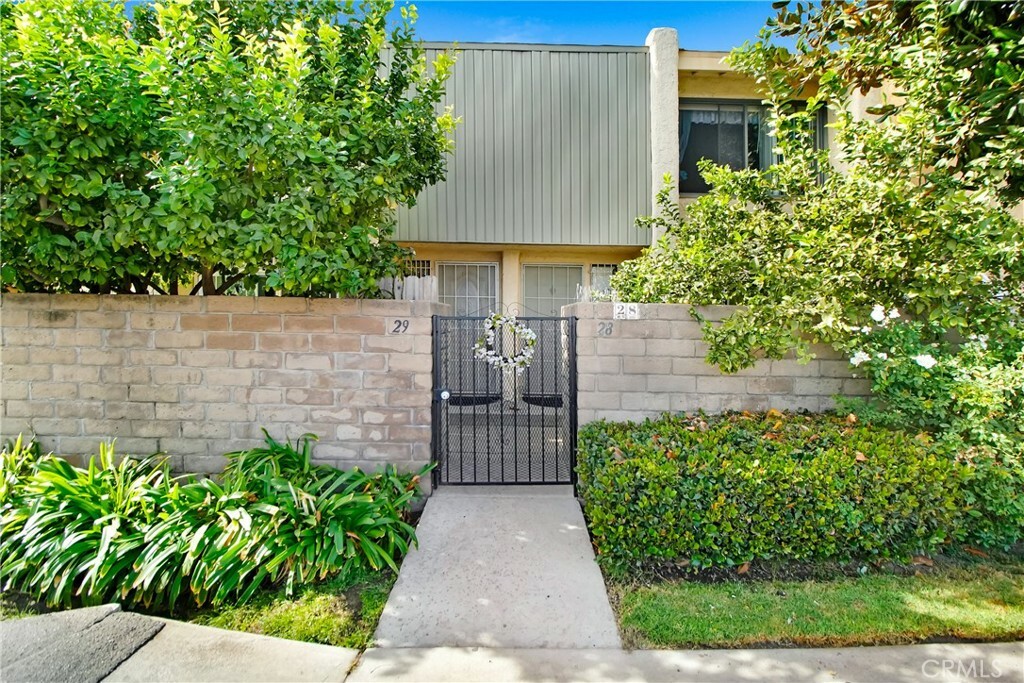 Property Photo:  8633 Balboa Boulevard 29  CA 91325 