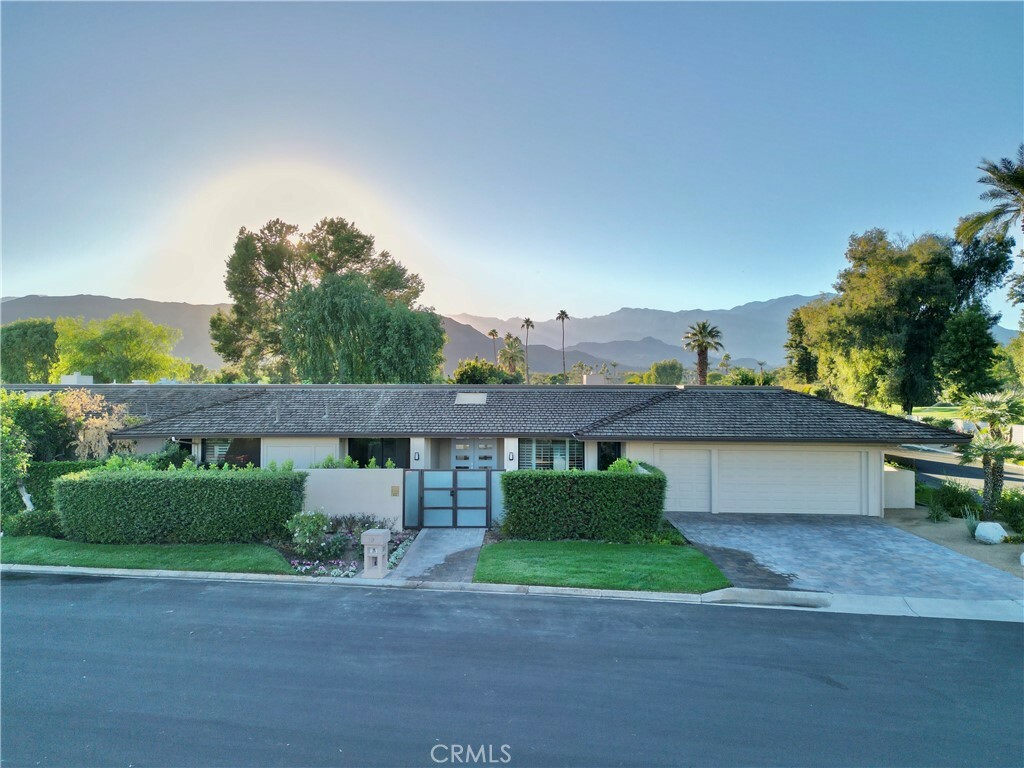 Property Photo:  12 Wake Forest Court  CA 92270 