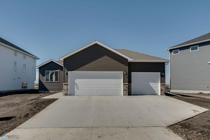 6669 Belding Drive S  Fargo ND 58104 photo