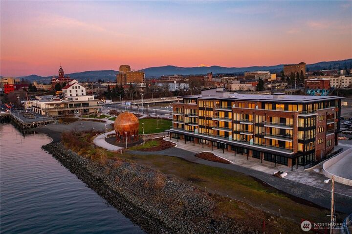 Property Photo: 1025 Granary Avenue 306 WA 98225