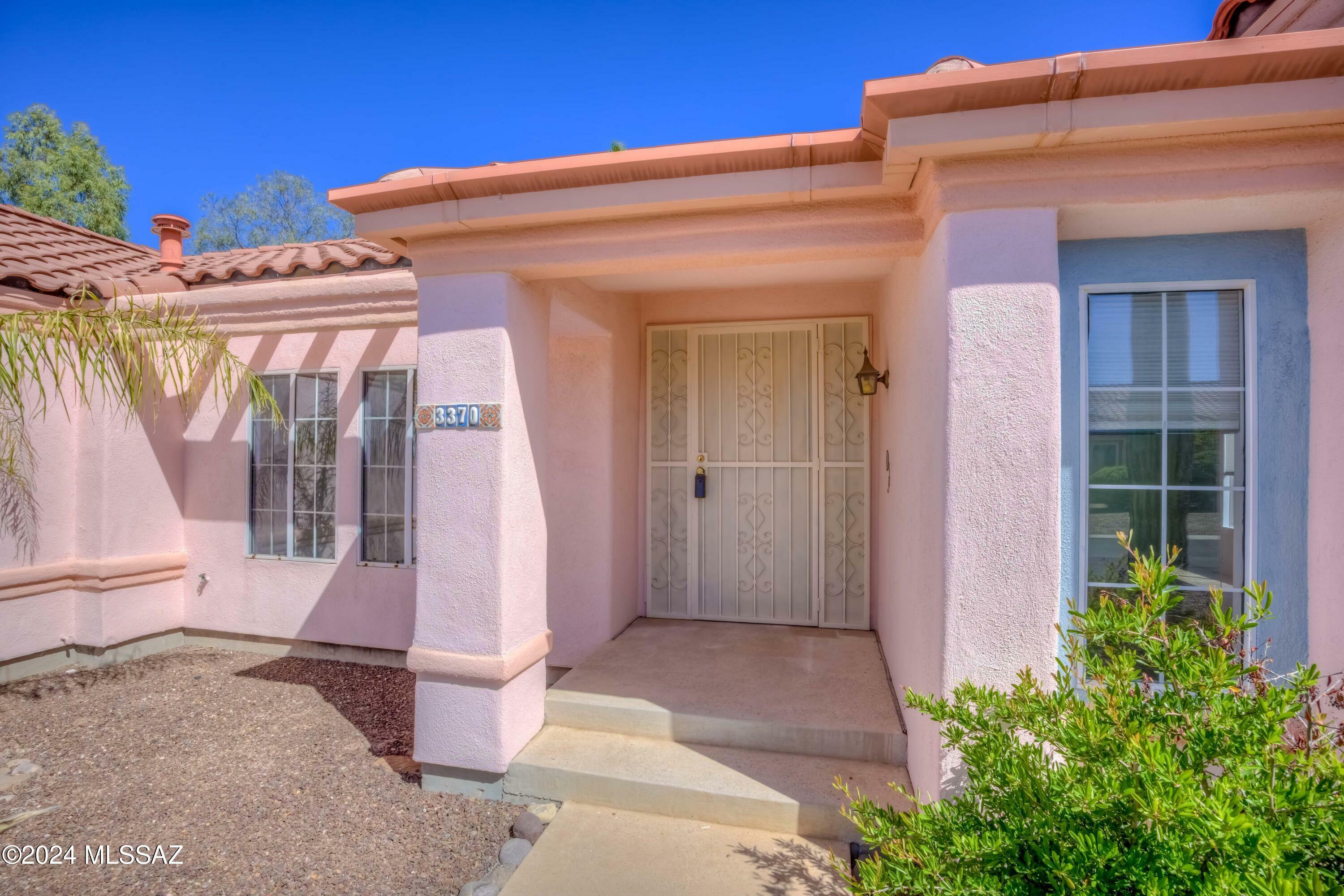 Property Photo:  3370 W Canyon Flower Trail  AZ 85742 