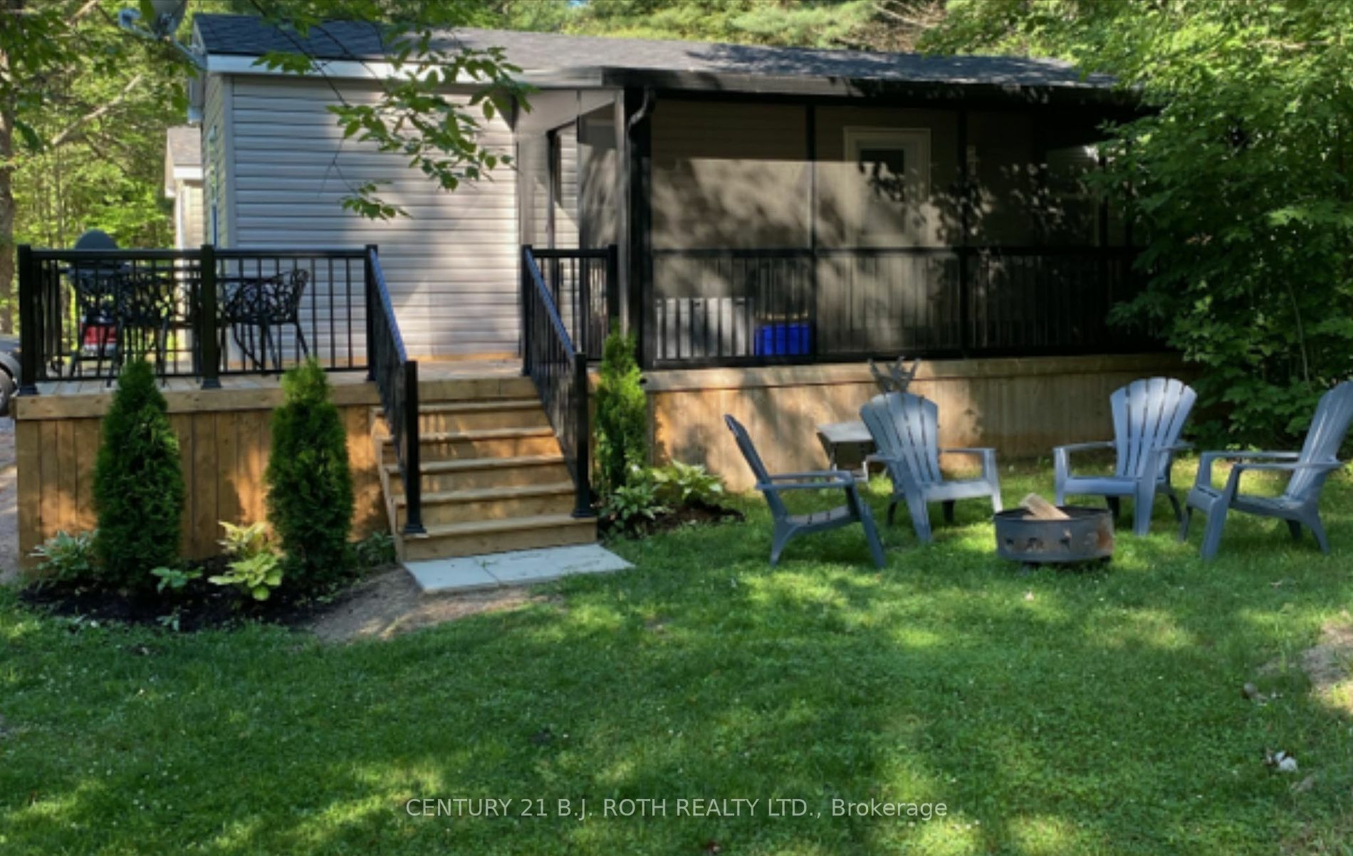 Property Photo:  1047 Bonnie Lake Camp Rd 719  ON P1L 1W9 