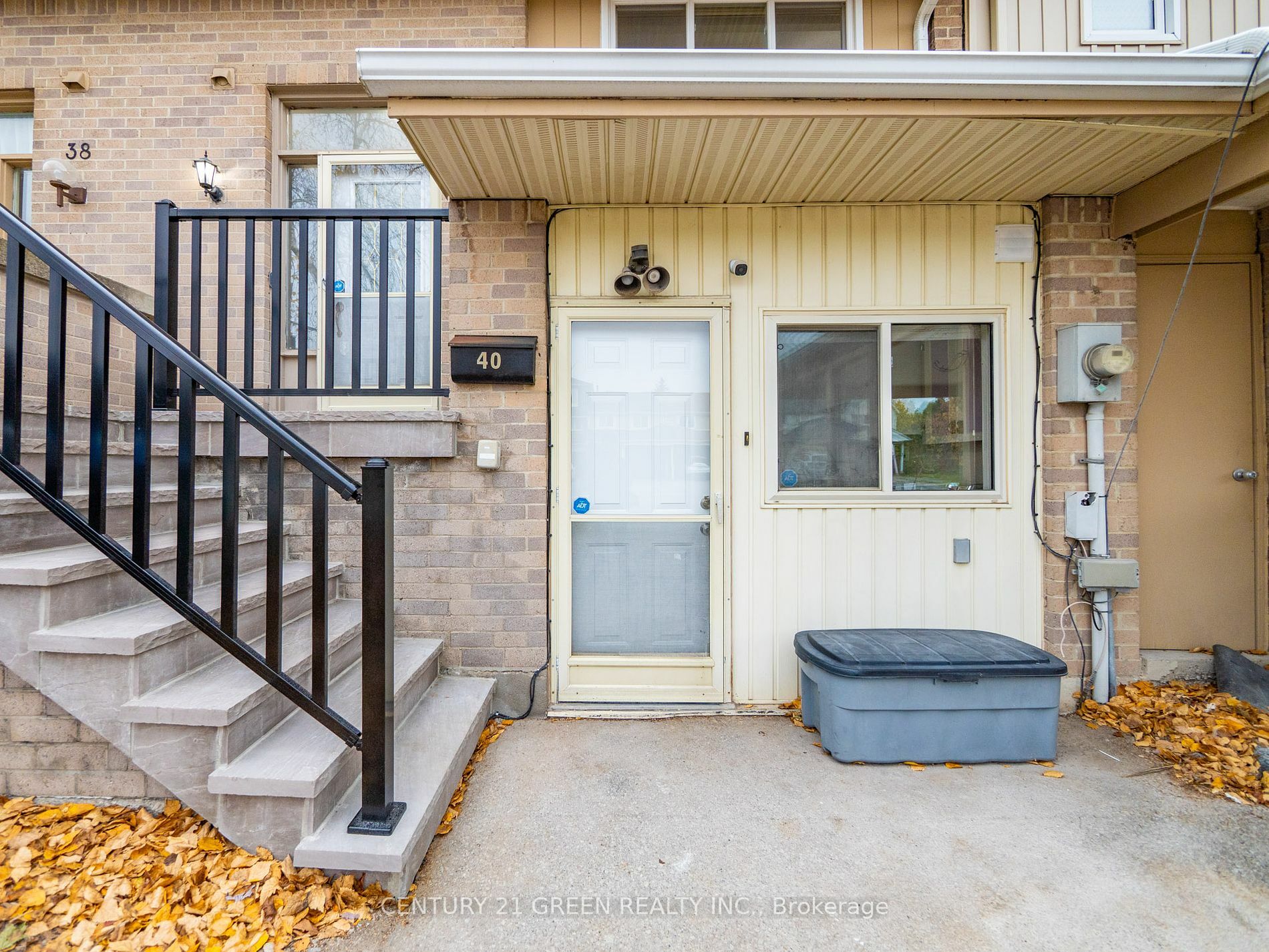 Property Photo:  40 Primrose Cres  ON L6Z 1E2 