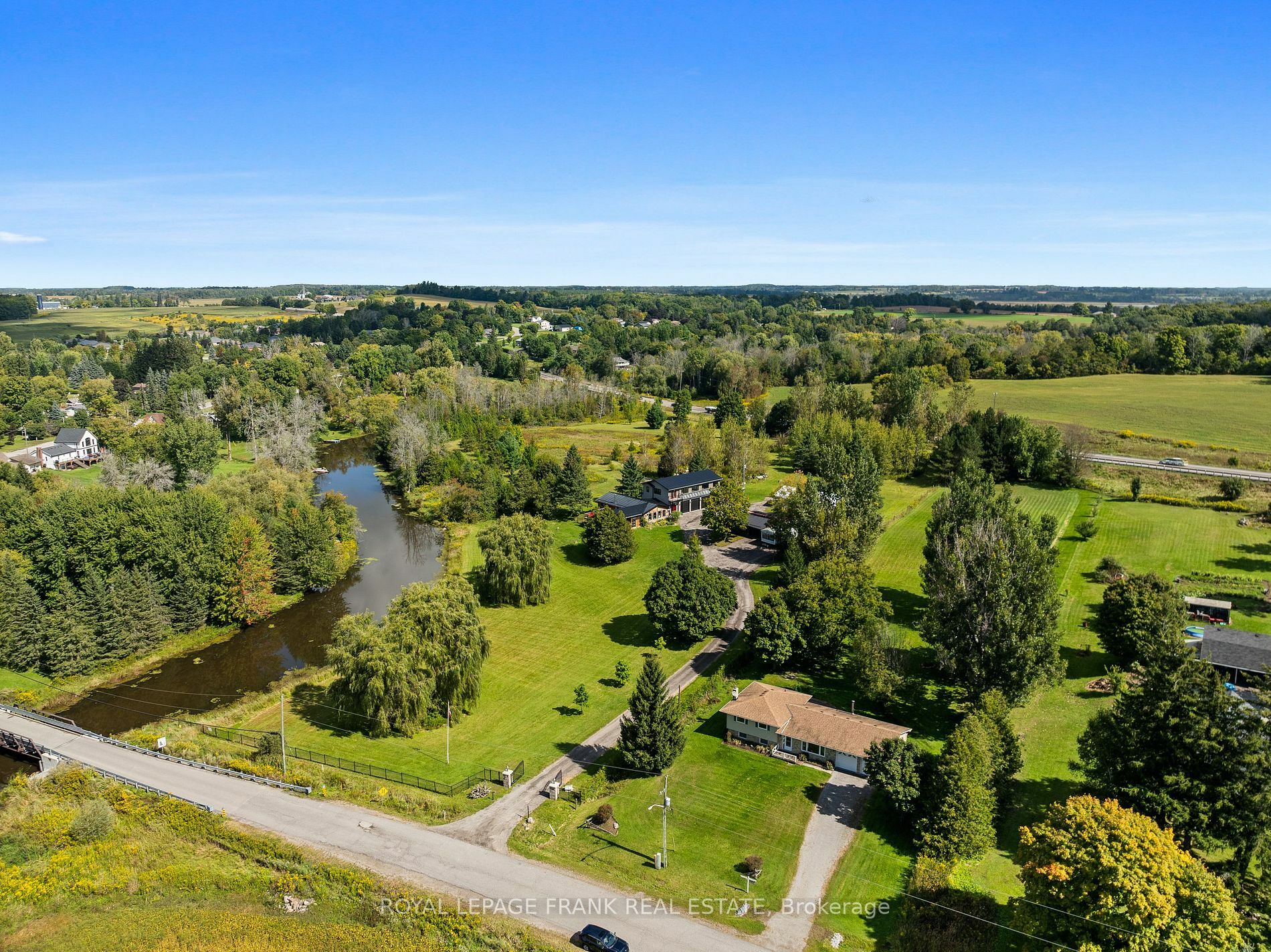 Photo de la propriété:  87 River St  ON L0C 1G0 