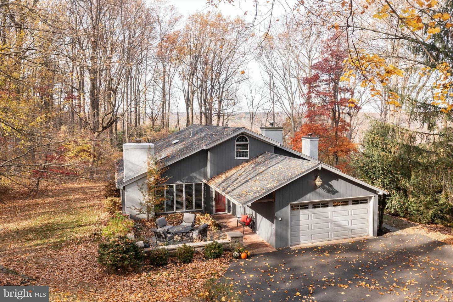 Property Photo:  6095 Stoney Hill Road  PA 18938 