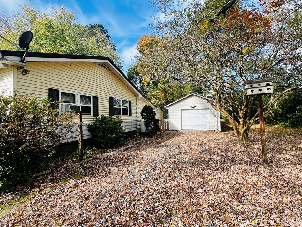 Property Photo:  36152 Indian Ln  VA 23306 