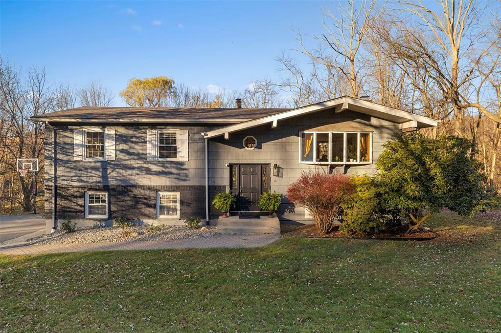 Property Photo:  18 Waterbury Road  NY 10990 