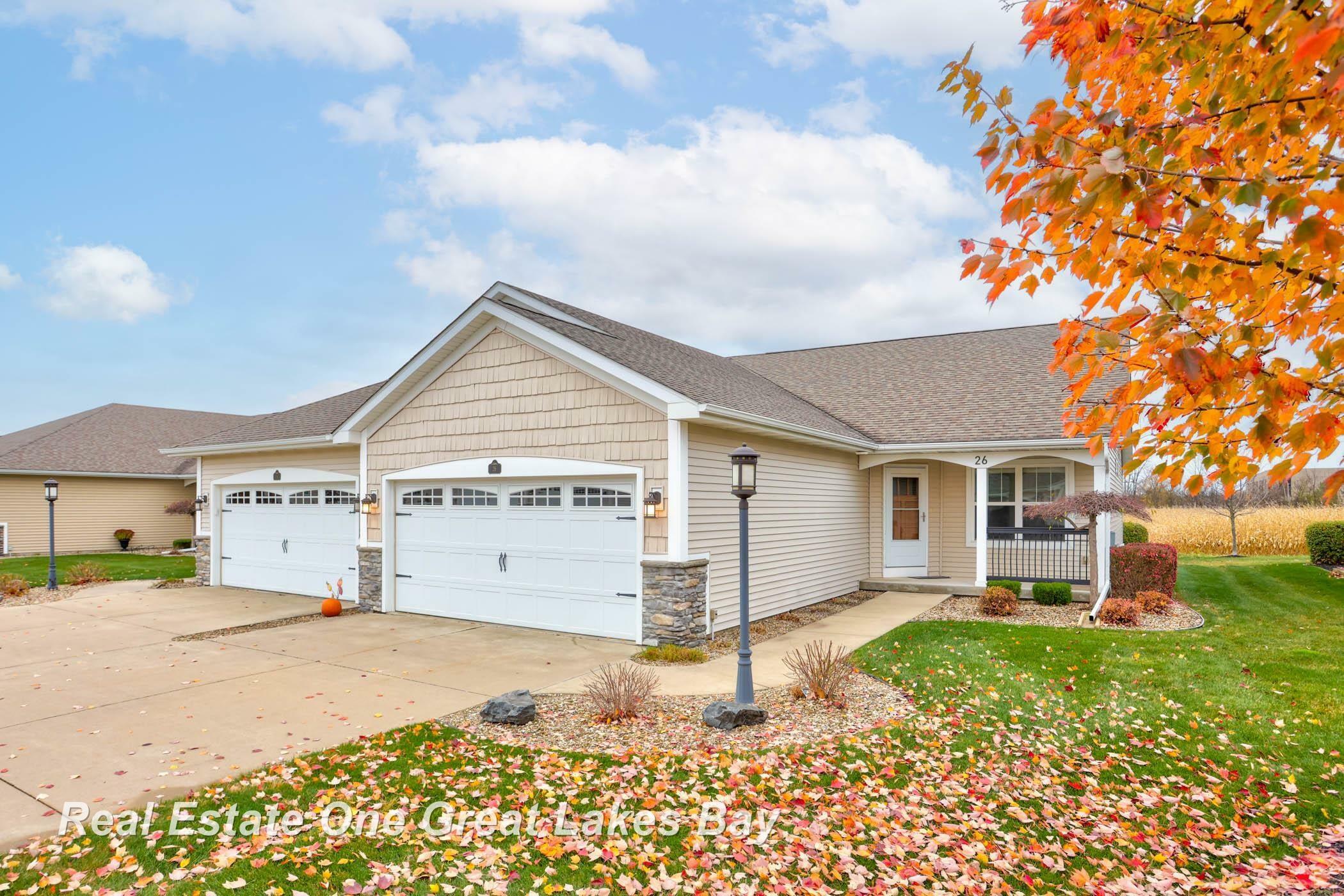 Property Photo:  26 Tuscany Circle  MI 48603 