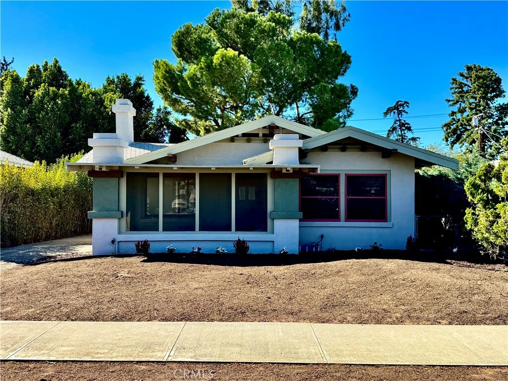 3688 Hoover Street  Riverside CA 92504 photo