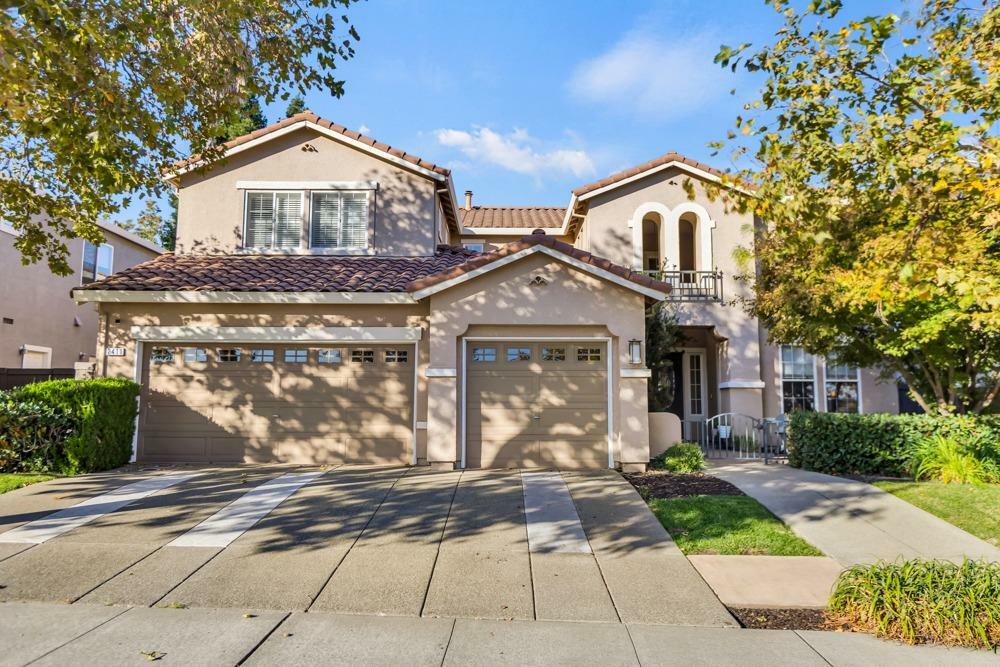 Property Photo:  2411 N Park Drive  CA 95835 