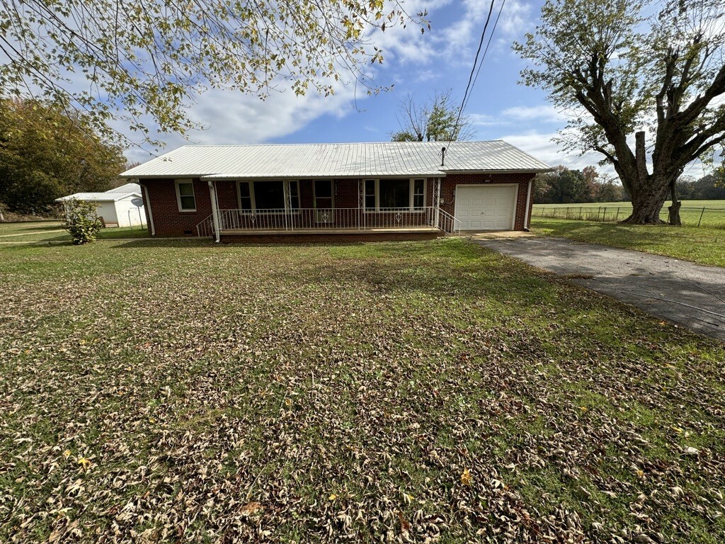 Property Photo:  1304 Oak Grove Rd  TN 37324 