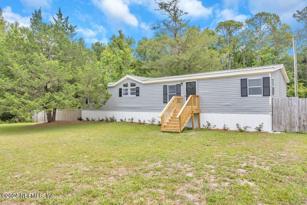 Property Photo:  1779 Big Branch Road  FL 32068 