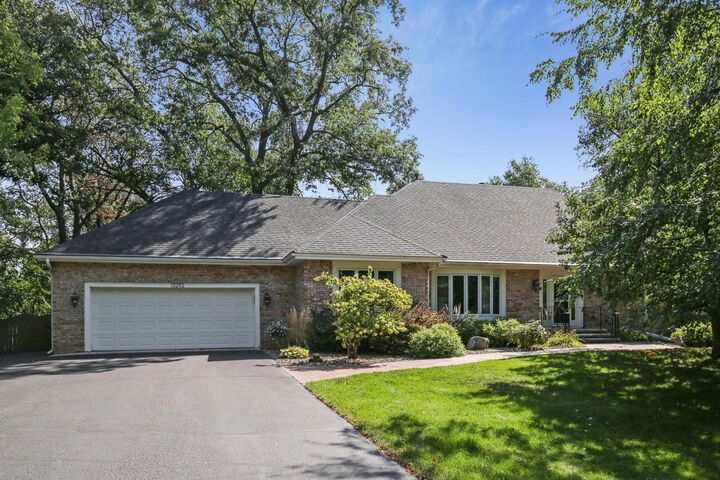 13292 Ellice Court  Apple Valley MN 55124 photo