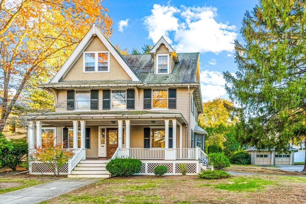 Property Photo:  18 Alden St  MA 02459 