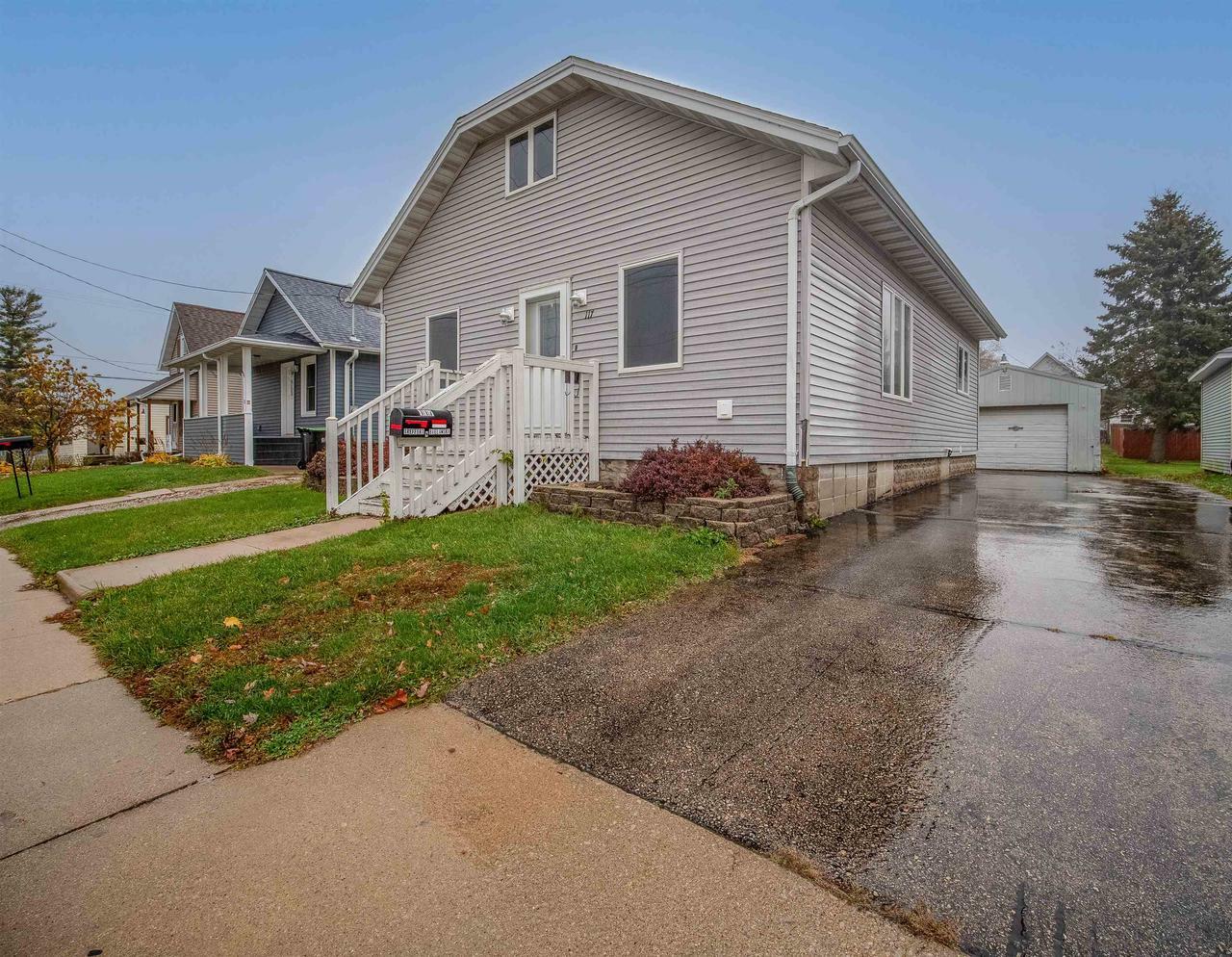 Property Photo:  117 North Drummond Street  WI 53963 