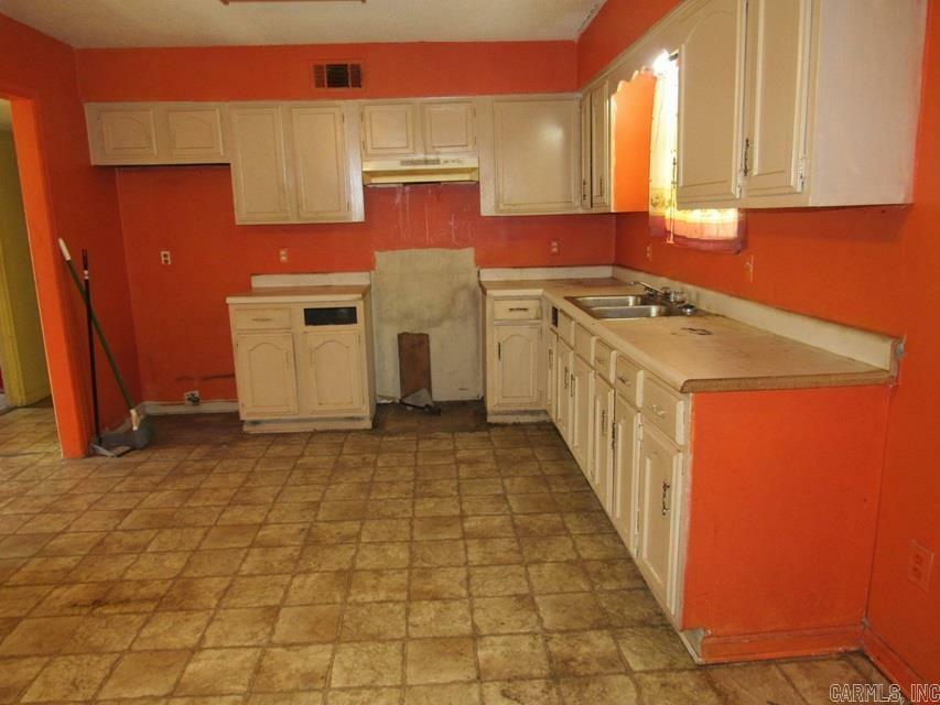 Property Photo:  218 Teresa Lane  AR 72086 