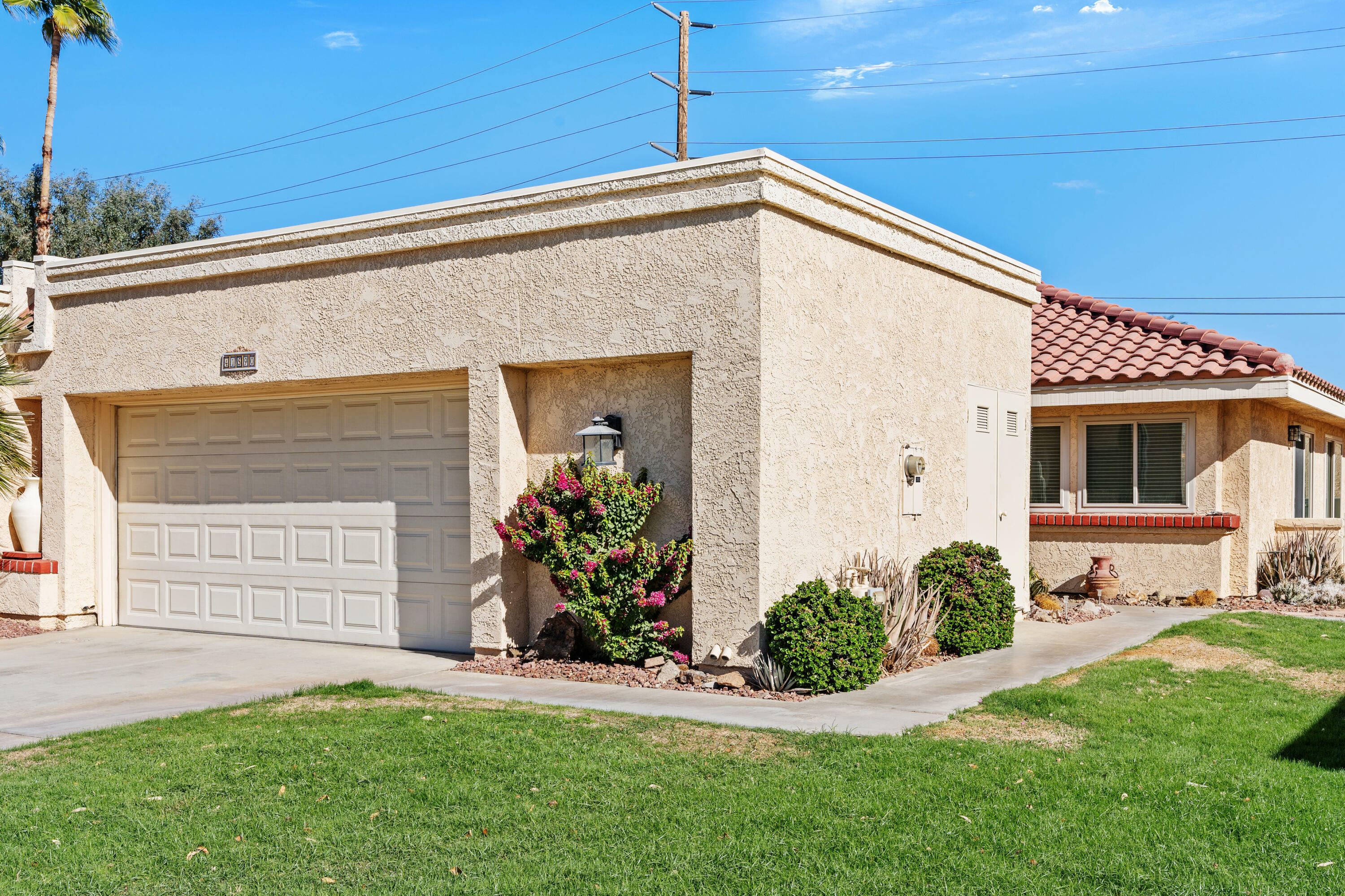 Property Photo:  41590 Colada Court  CA 92260 