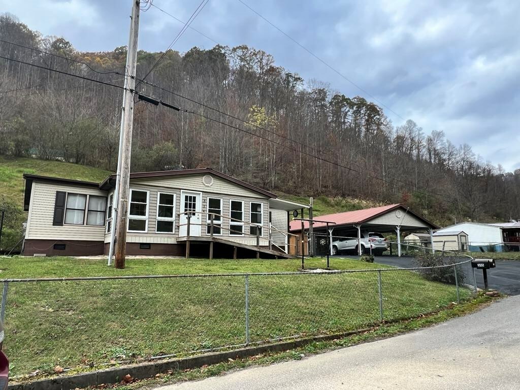 Property Photo: 315 Slones Branch KY 41557